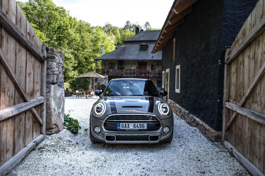  Mini Cooper S 5-Door (F56) 2018 года  (WW) (фото 23 из 86)